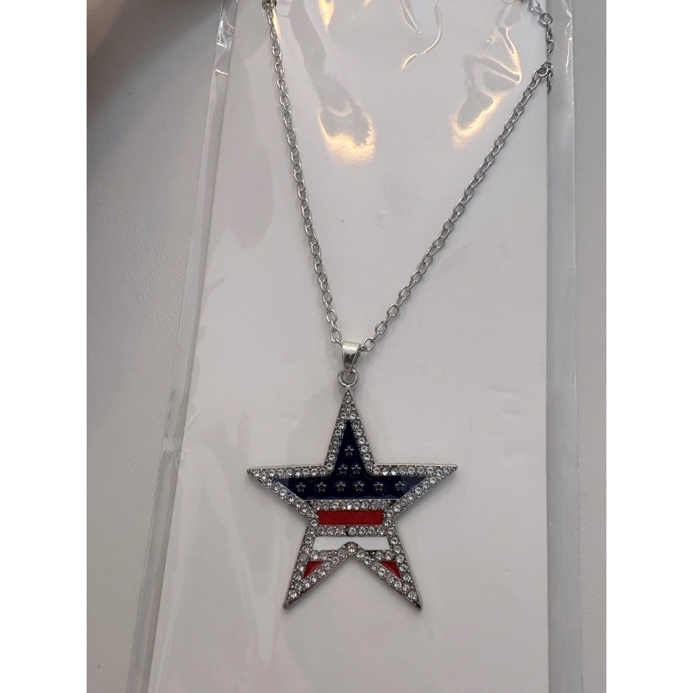 American Flag Star Pendant Necklace Silver Tone Rhinestone Patriotic USA Jewelry